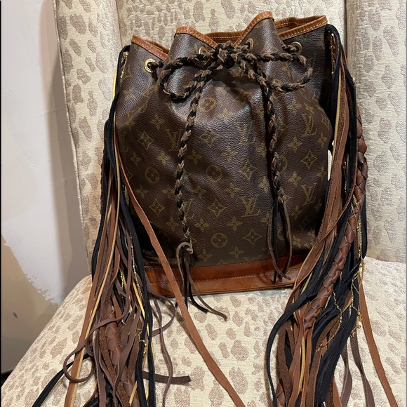 Louis Vuitton Handbags - Authenticated Louis Vuitton Noe GM